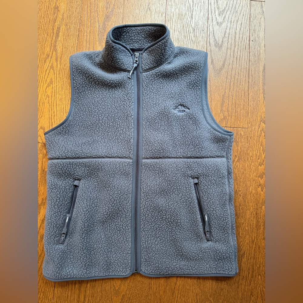 Aritzia TNA Blue Sherpa Fleece Vest